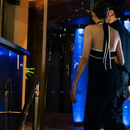 Sheraton Grande Sukhumvit, A Luxury Collection Hotel, Bangkok Exterior foto The interior of the hotel
