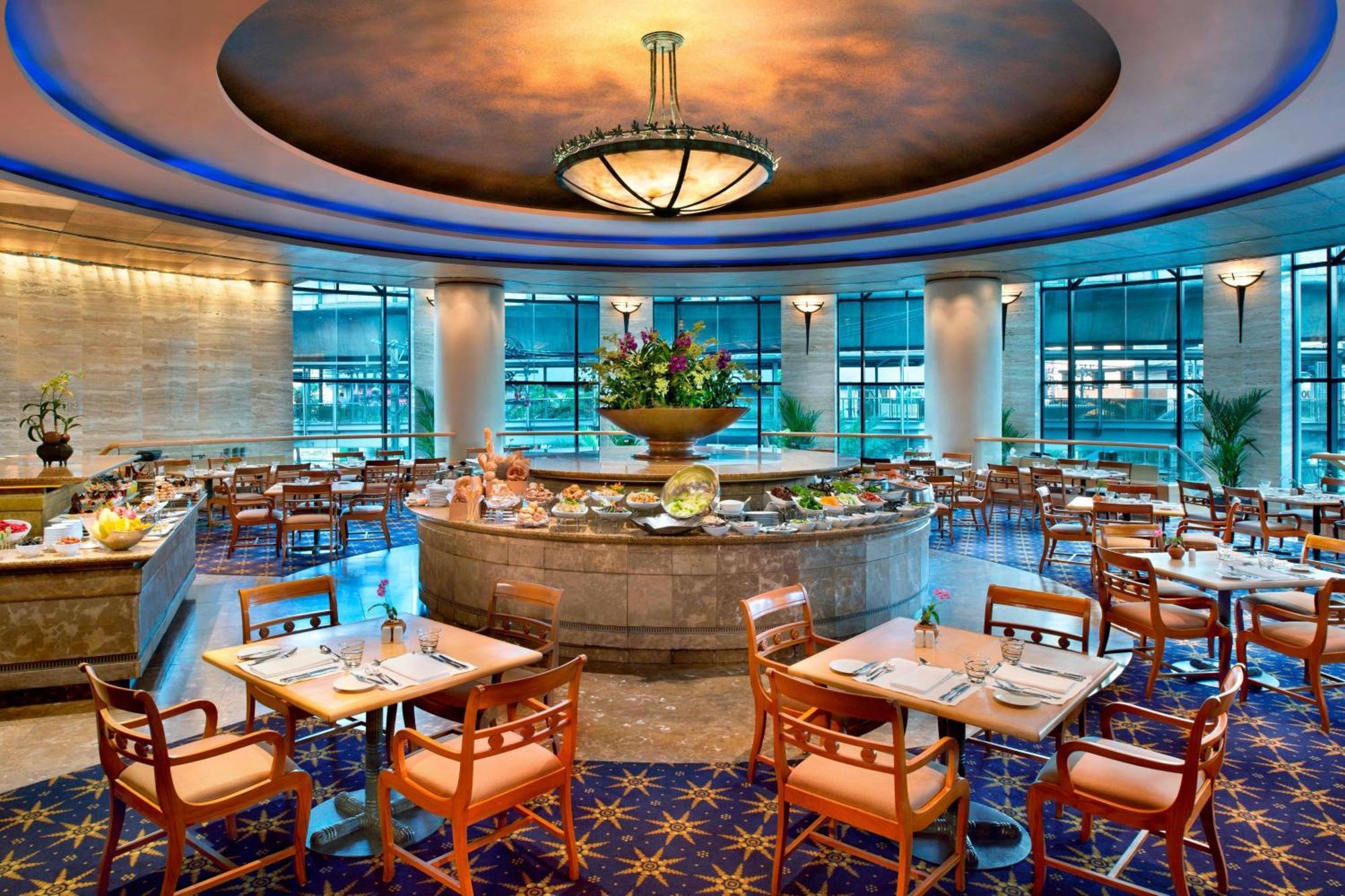 Sheraton Grande Sukhumvit, A Luxury Collection Hotel, Bangkok Exterior foto The restaurant